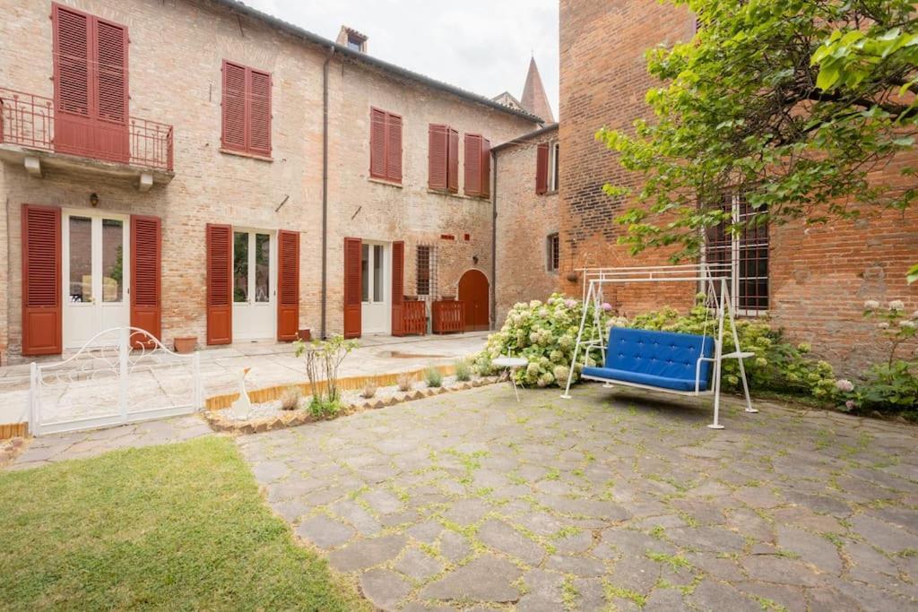Palazzo Sabbioni Appartamento Lusso Due Camere Soggiorno Cucina Ferrara Exterior foto