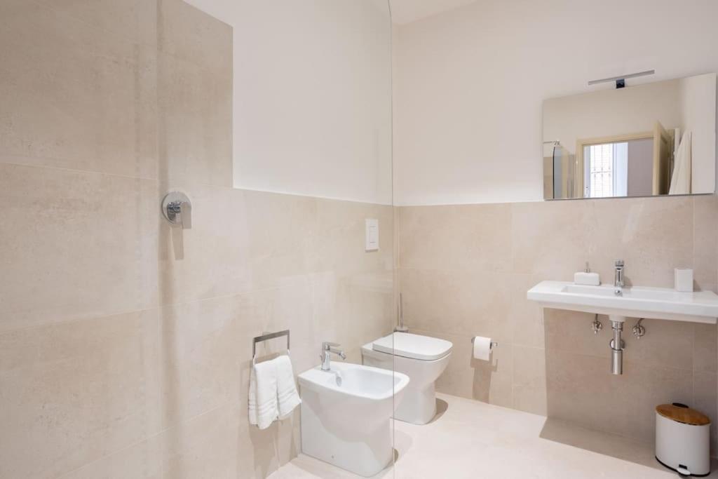 Palazzo Sabbioni Appartamento Lusso Due Camere Soggiorno Cucina Ferrara Exterior foto